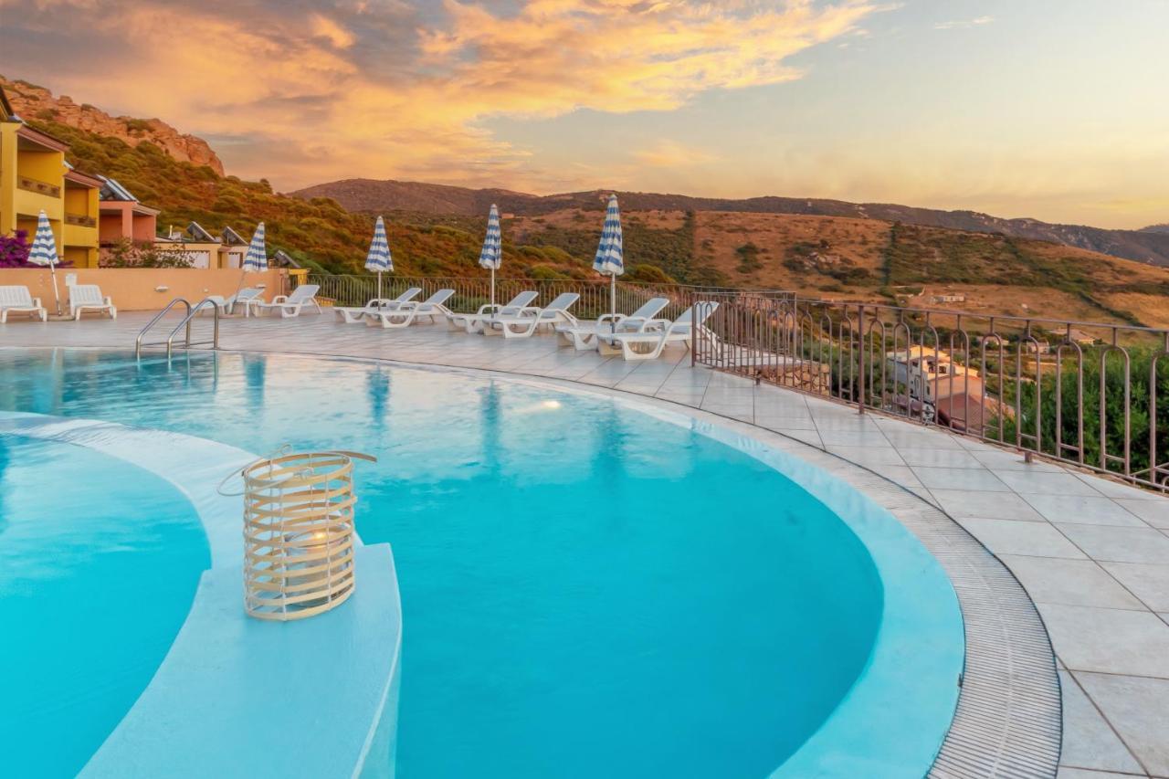 Residence Pala Stiddata With Panoramic Swimming Pool Trinita d'Agultu e Vignola Екстер'єр фото
