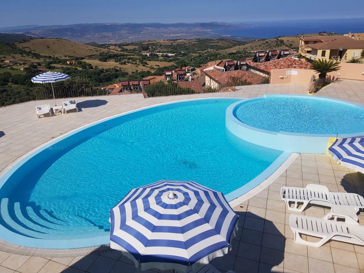 Residence Pala Stiddata With Panoramic Swimming Pool Trinita d'Agultu e Vignola Екстер'єр фото